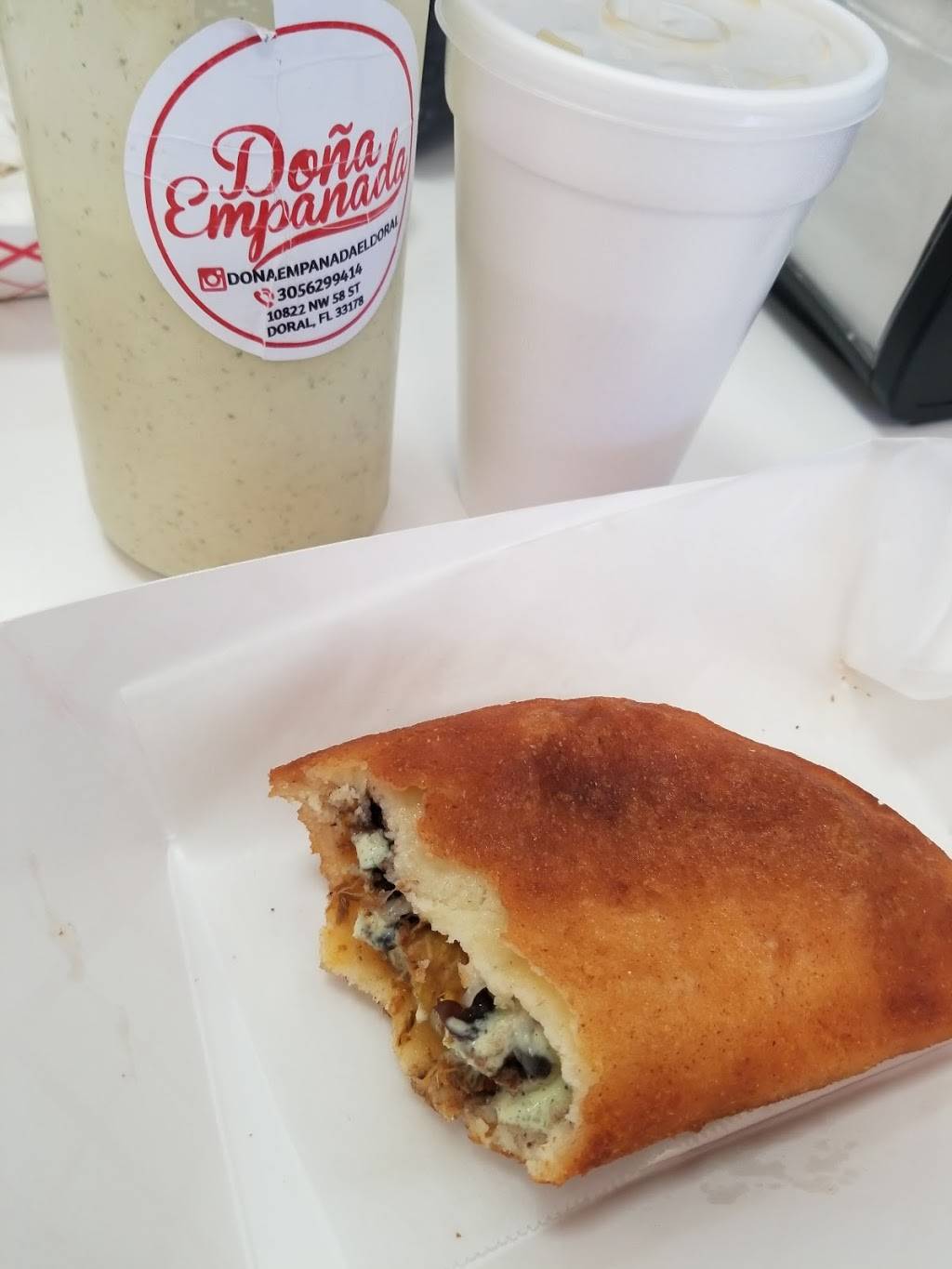 Doña Empanada | restaurant | 10822 NW 58th St, Doral, FL 33178, USA | 3056299414 OR +1 305-629-9414