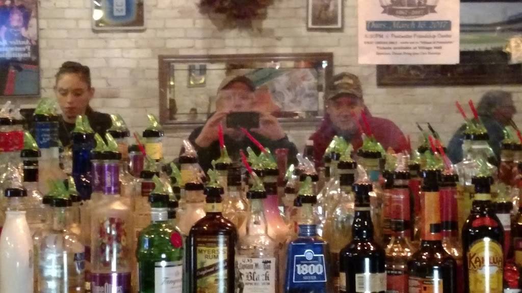 The antler Pentwater | restaurant | 283 S Hancock St, Pentwater, MI 49449, USA | 2318692911 OR +1 231-869-2911