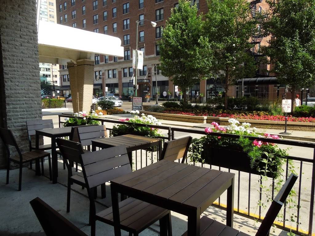 Bridget McNeills Bar & Kitchen | restaurant | 420 W Belmont Ave, Chicago, IL 60657, USA | 7732486654 OR +1 773-248-6654