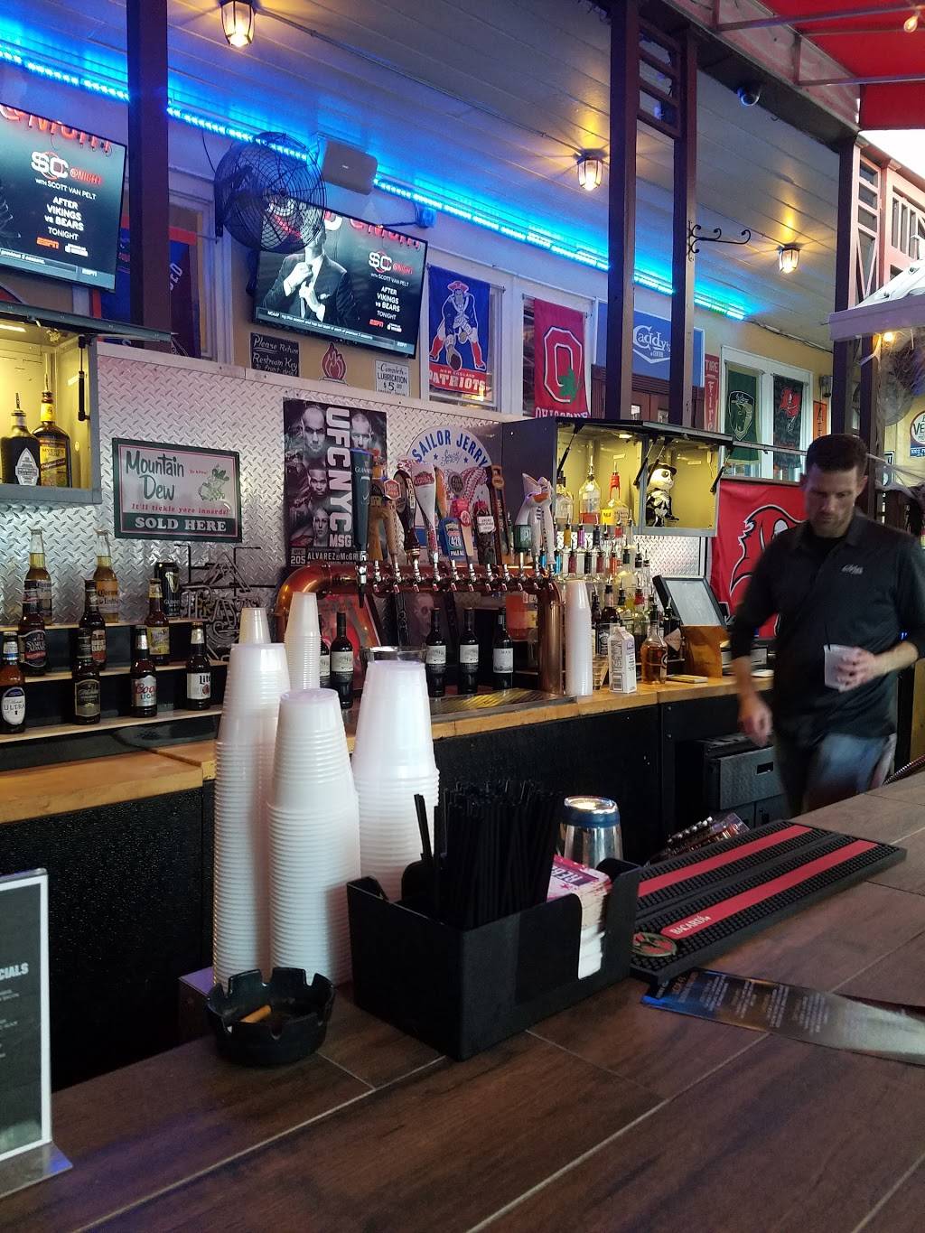 Caddys On Central | restaurant | 217 Central Ave, St. Petersburg, FL 33701, USA | 7275757939 OR +1 727-575-7939