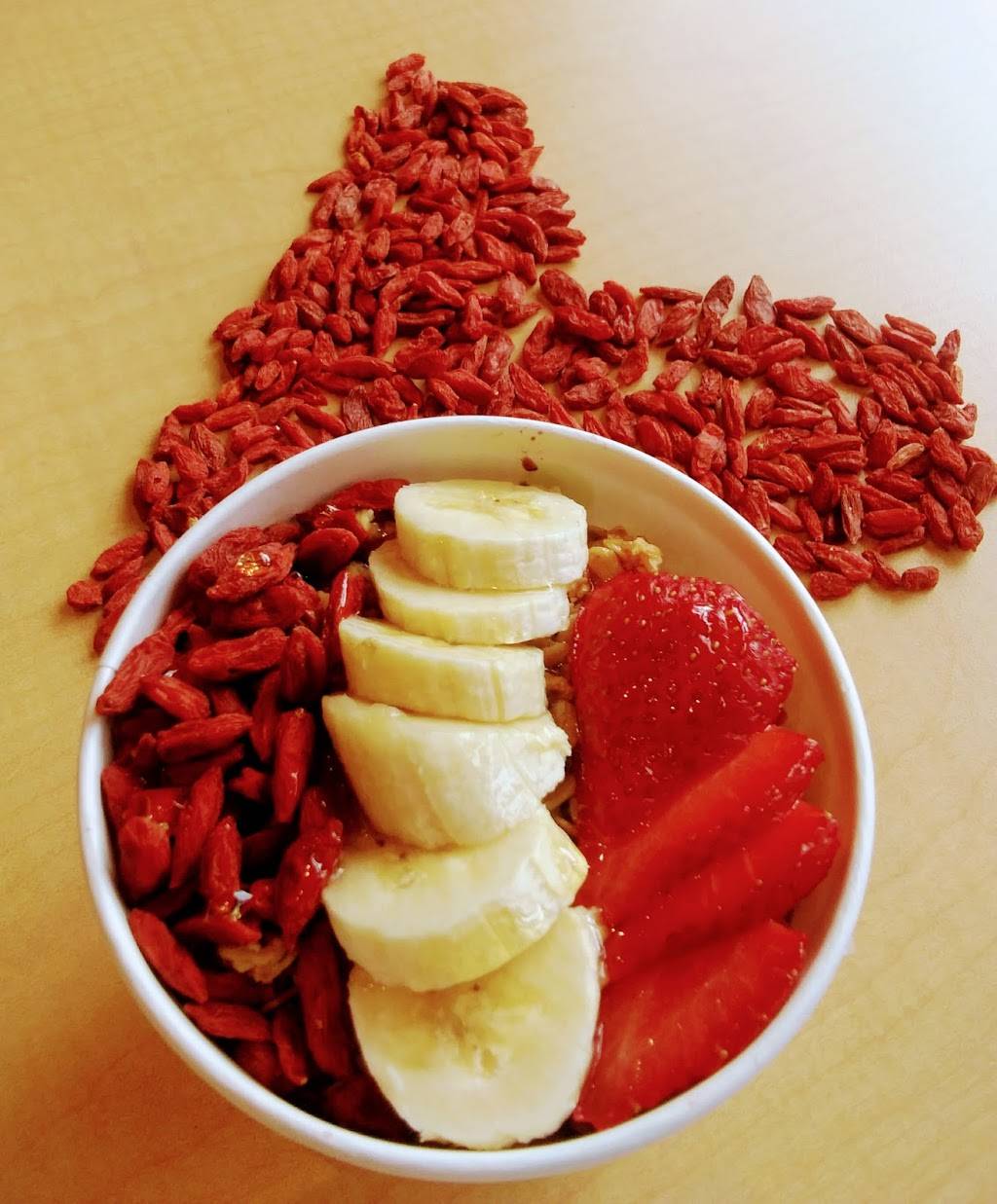 Fruit Paradise | restaurant | 2355 N Milwaukee Ave, Chicago, IL 60647, USA | 7736767321 OR +1 773-676-7321