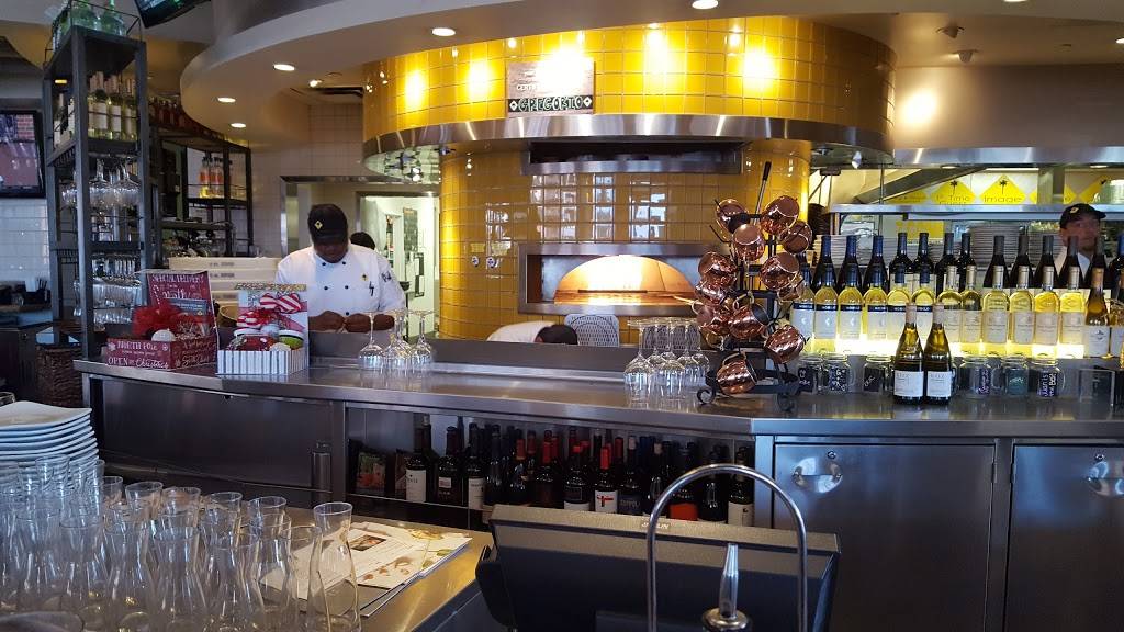 California Pizza Kitchen at Riverside Plaza | restaurant | 3540 Riverside Plaza Dr Ste. #308, Riverside, CA 92506, USA | 9516809362 OR +1 951-680-9362