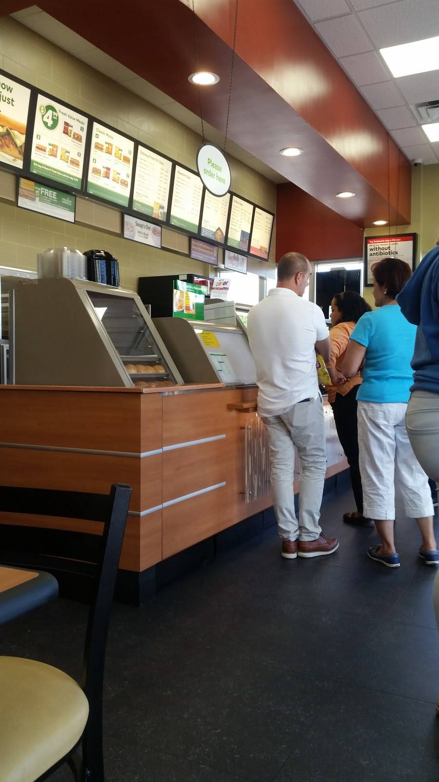 Subway | restaurant | 1411 S State Rd 7, Fort Lauderdale, FL 33317, USA | 7542063019 OR +1 754-206-3019