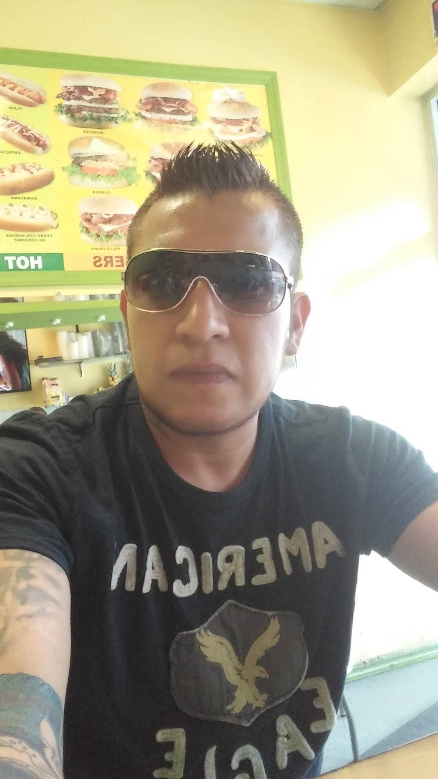 El Perro | restaurant | 80-26 Northern Blvd, Jackson Heights, NY 11372, USA | 7184240763 OR +1 718-424-0763