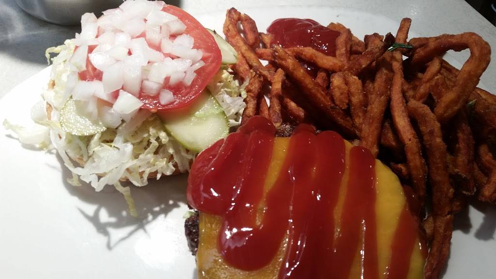 Northstar Cafe in Beechwold | restaurant | 4241 N High St, Columbus, OH 43214, USA | 6147842233 OR +1 614-784-2233