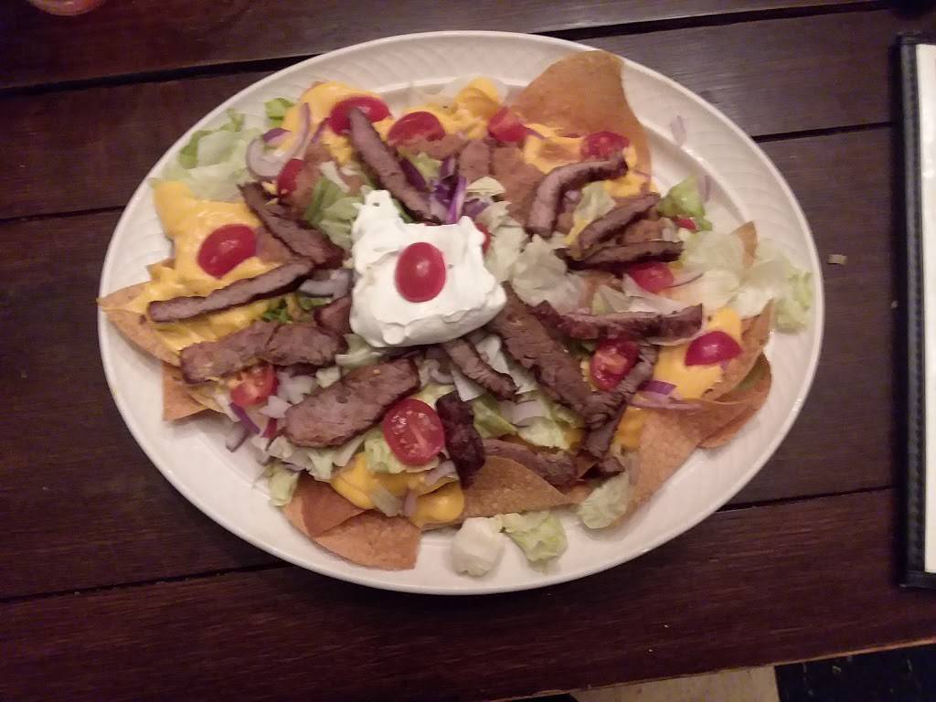 Golden Horn Steak and Seafood Restaurant | restaurant | 5286 N Frontage Rd, Columbus, MS 39701, USA | 6623284509 OR +1 662-328-4509