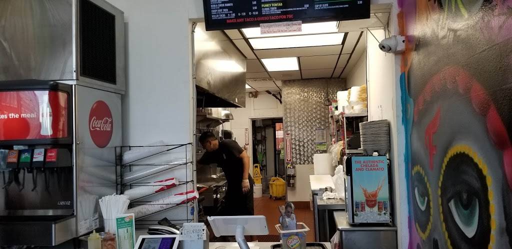 Funky Fresh Mexican | restaurant | 115 W Washington Ave, El Cajon, CA 92020, USA | 6194408226 OR +1 619-440-8226