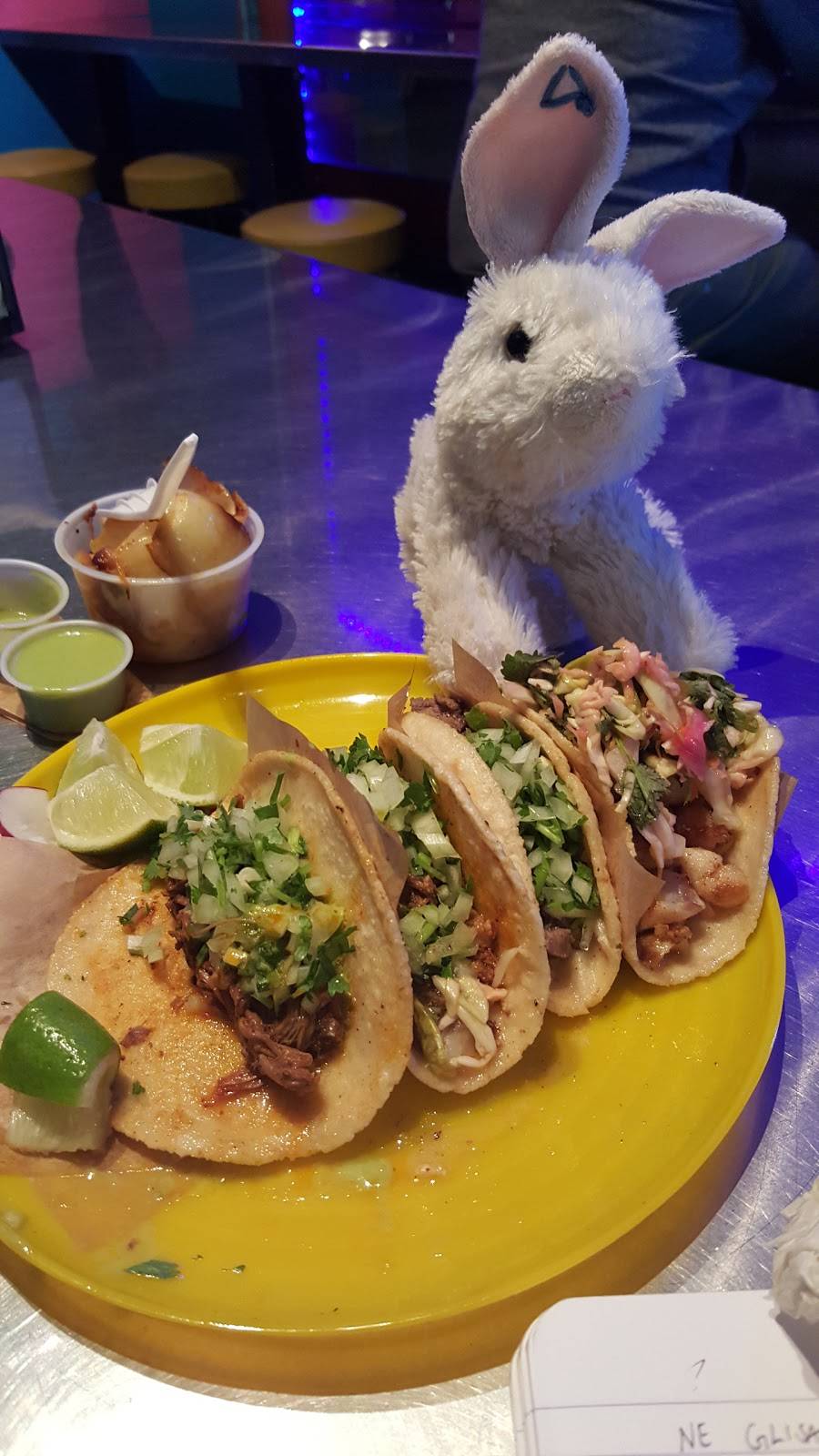 Uno Mas | restaurant | 2329 NE Glisan St, Portland, OR 97232, USA | 5032082764 OR +1 503-208-2764