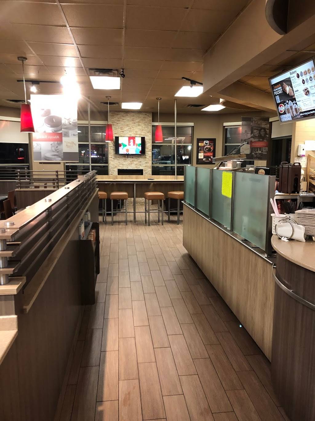 Tim Hortons | restaurant | 13843 Northline Rd, Southgate, MI 48195, USA | 7343244734 OR +1 734-324-4734