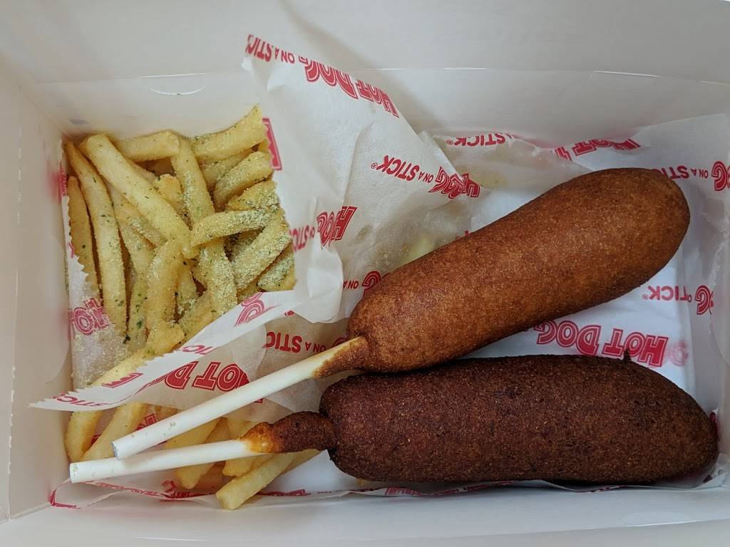Hot Dog on a Stick | restaurant | Westfield Solano,1350, Travis Blvd Ste 1515, Fairfield, CA 94533, USA | 7074341863 OR +1 707-434-1863