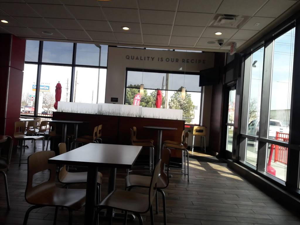 Wendys | restaurant | 5775 Logan St, Denver, CO 80216, USA | 3032940395 OR +1 303-294-0395