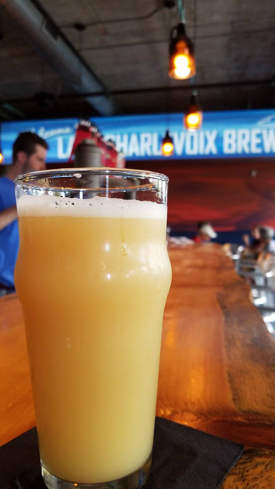 Lake Charlevoix Brewing Co | restaurant | 111 Bridge Park Dr, Charlevoix, MI 49720, USA | 2314373220 OR +1 231-437-3220