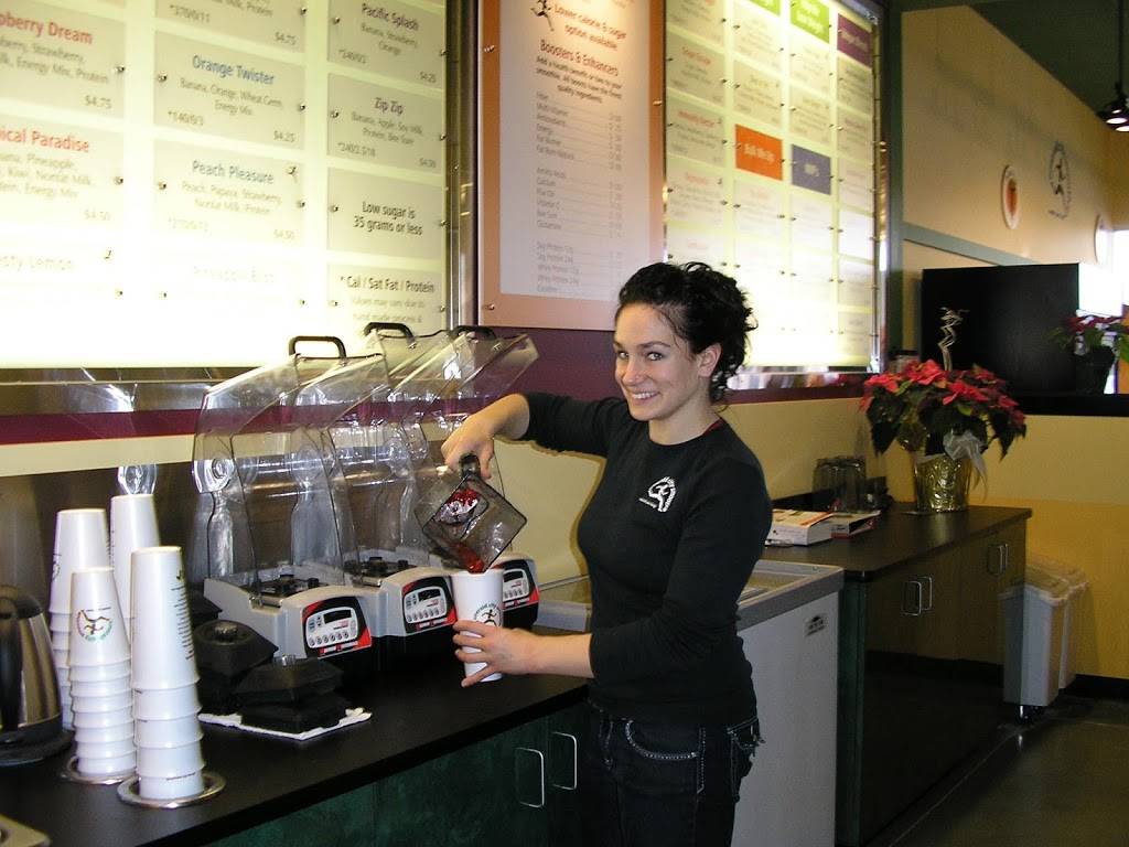 Emerald City Smoothie Alderwood Mall | restaurant | Alderwood Mall, 3000 184th St SW #946, Lynnwood, WA 98037, USA | 4256702505 OR +1 425-670-2505