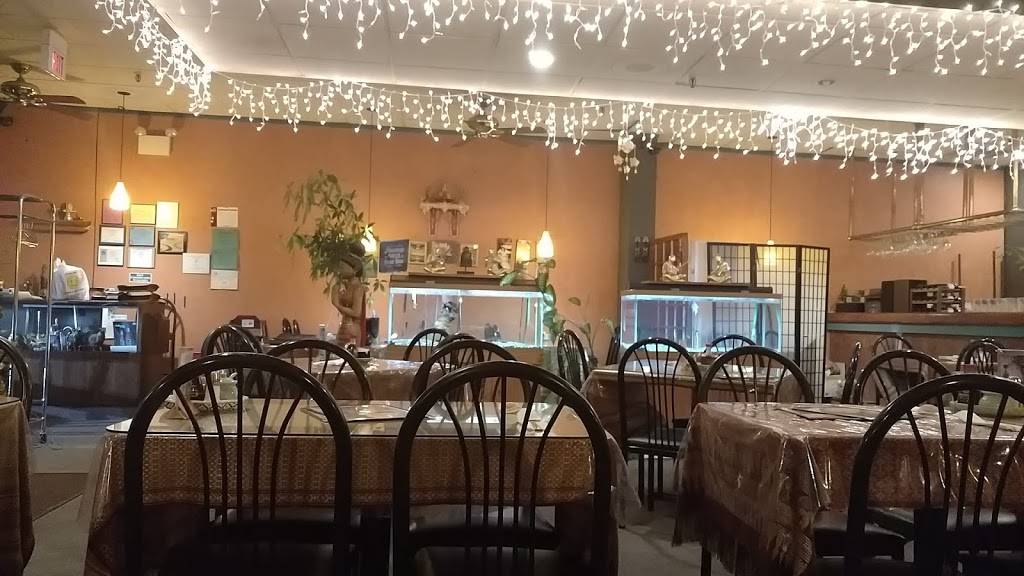 Mai Thai Restaurant | restaurant | 697 N Cass Ave, Westmont, IL 60559, USA | 6304554298 OR +1 630-455-4298