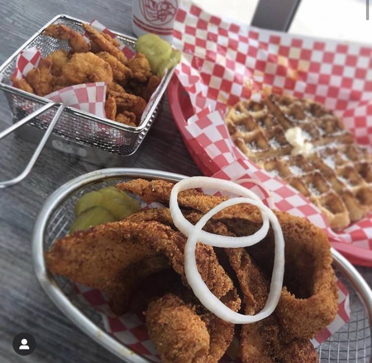 Helens Hot Chicken Smyrna | restaurant | 479 Sam Ridley Pkwy W Suite 120, Smyrna, TN 37167, USA | 6156253411 OR +1 615-625-3411