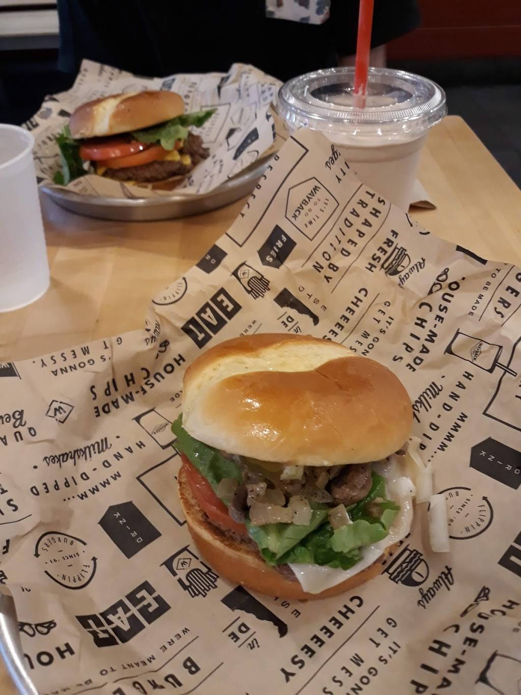 Wayback Burgers | restaurant | 1645 140th Ave NE b6, Bellevue, WA 98005, USA | 4256441300 OR +1 425-644-1300