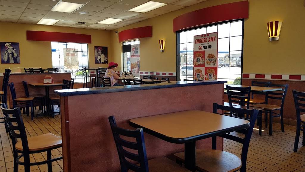 KFC | restaurant | 12125 Mariposa Rd, Victorville, CA 92395, USA | 7602415113 OR +1 760-241-5113