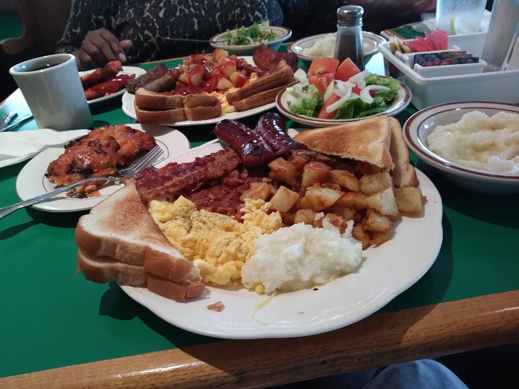 Goodman Family Restaurant | restaurant | 495 Goodman St N, Rochester, NY 14609, USA | 5855466002 OR +1 585-546-6002