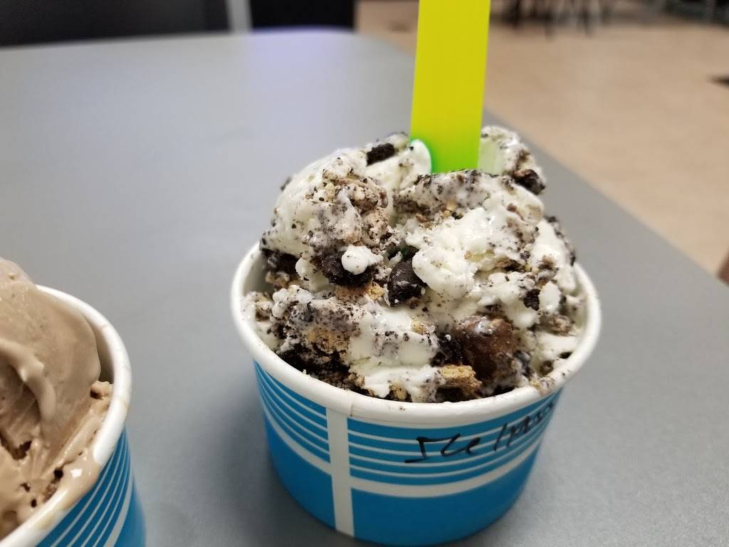 Frozen Nitrogen Ice Cream | cafe | 4498 N Alafaya Trail #330, Orlando, FL 32826, USA | 4072866821 OR +1 407-286-6821