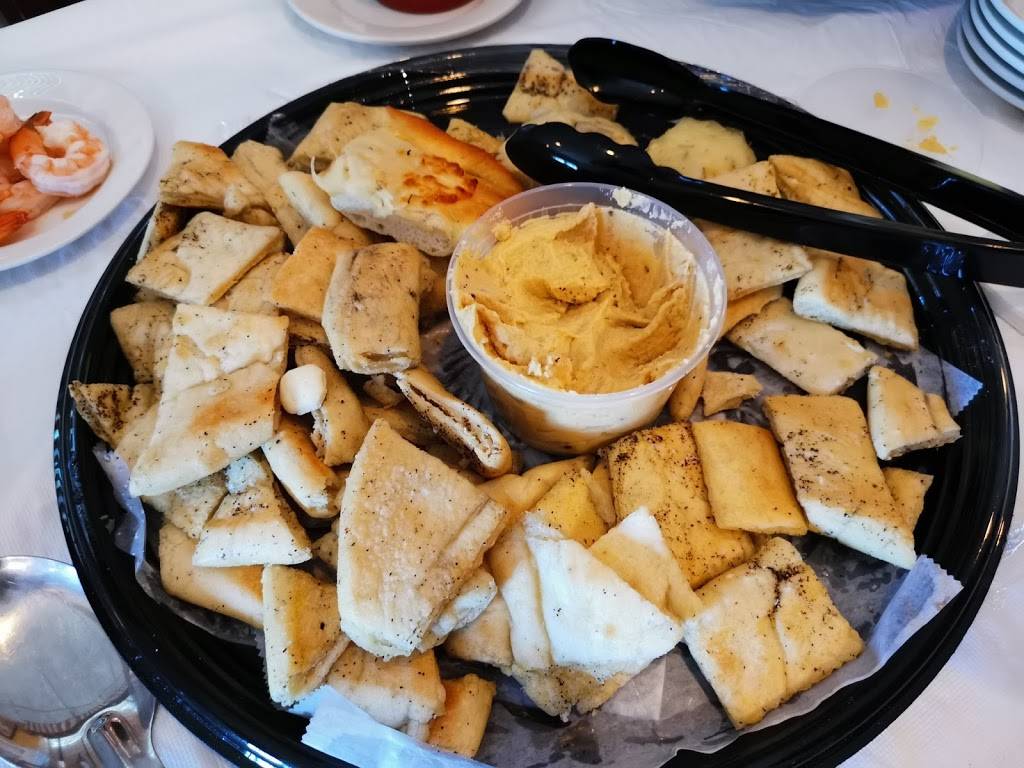 Gennaros Eatery | restaurant | 12 Blanchard Rd, Quincy, MA 02169, USA | 6177731500 OR +1 617-773-1500