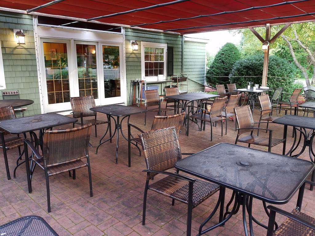 BridgeSide Grille | restaurant | 9 Amherst Rd, Sunderland, MA 01375, USA | 4133978101 OR +1 413-397-8101