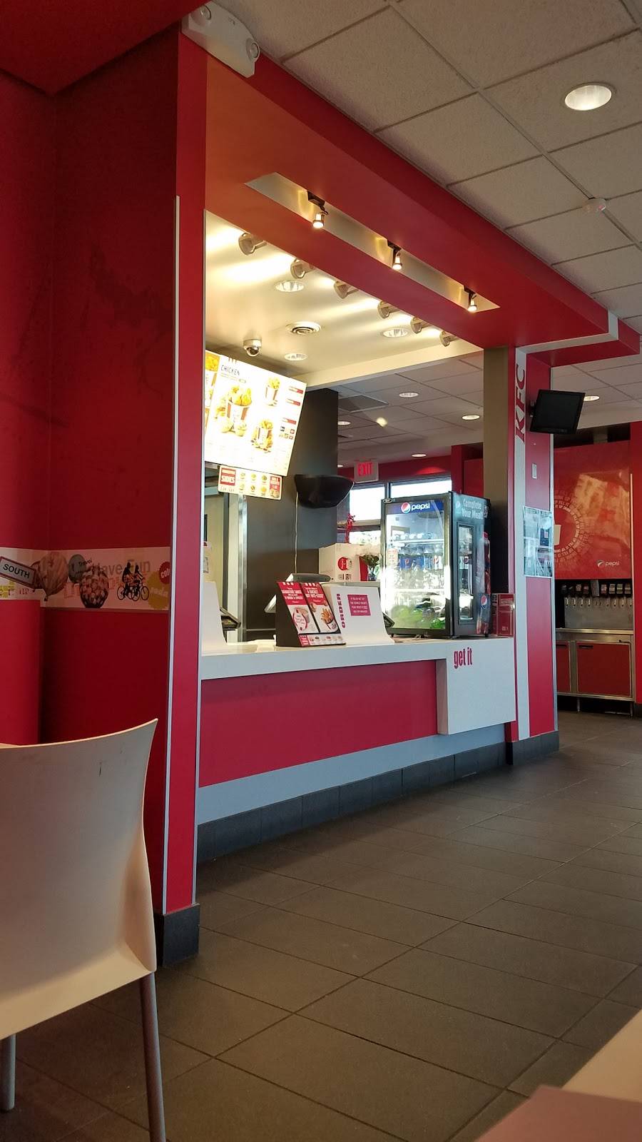 KFC | restaurant | 1201 E Alameda St, Norman, OK 73071, USA | 4053215152 OR +1 405-321-5152