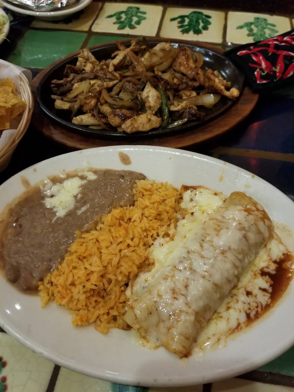 Old Mexico Mexican Restaurant | restaurant | 214 Line Ave, Philadelphia, MS 39350, USA | 6016566686 OR +1 601-656-6686