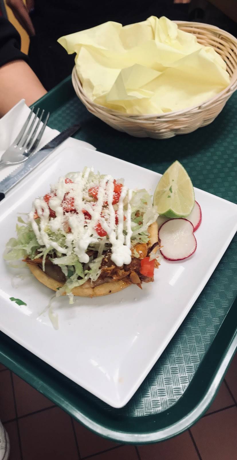 Cachanilla | restaurant | 600 N D St #3117, Madera, CA 93638, USA | 5596647238 OR +1 559-664-7238