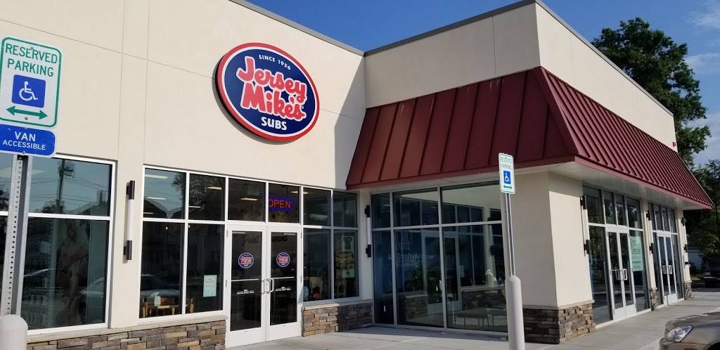 Jersey Mikes Subs | meal takeaway | 479 Washington St, Quincy, MA 02169, USA | 6179344777 OR +1 617-934-4777