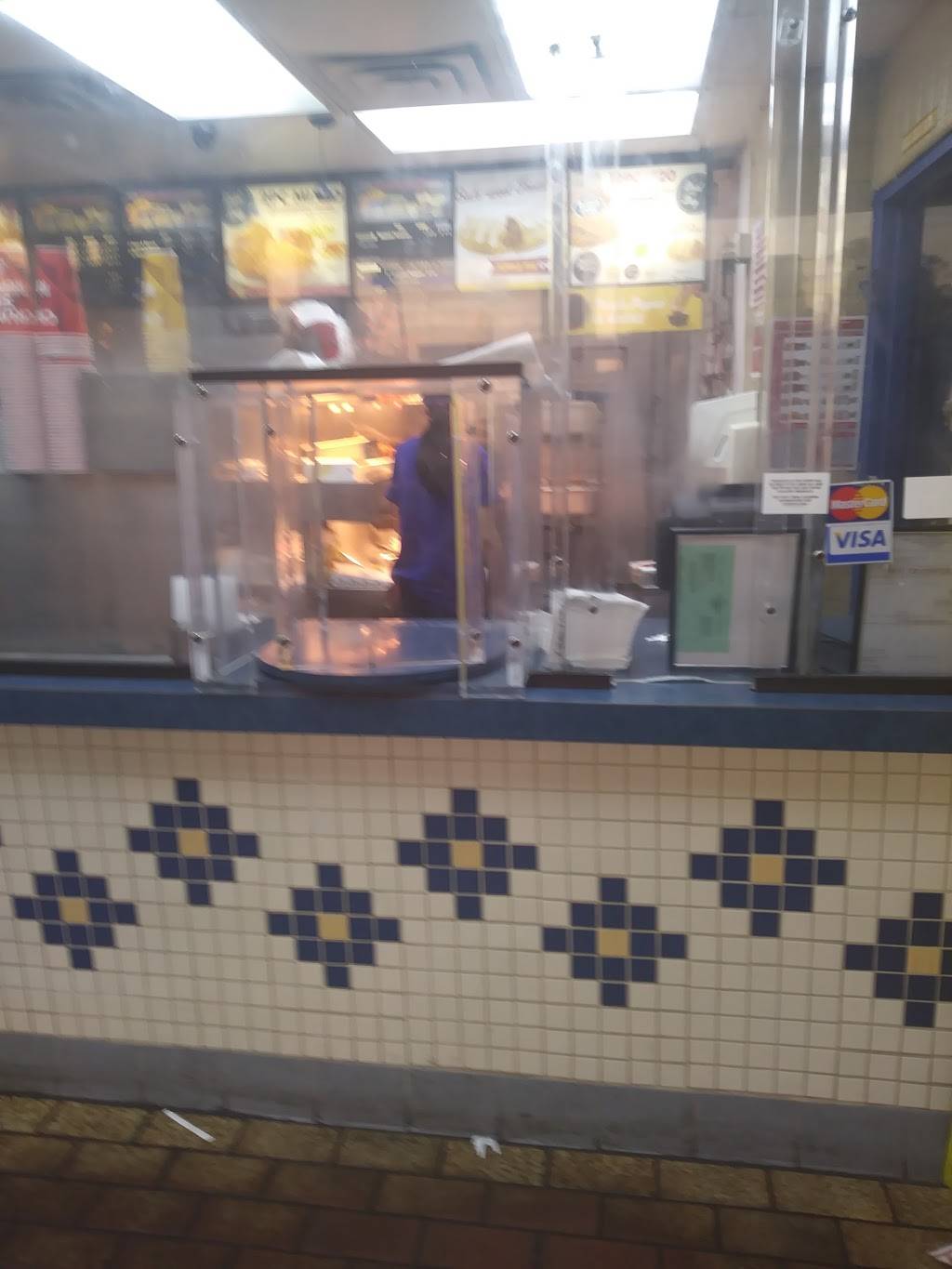 Churchs Chicken | restaurant | 13531 Fenkell Ave, Detroit, MI 48227, USA | 3138347869 OR +1 313-834-7869