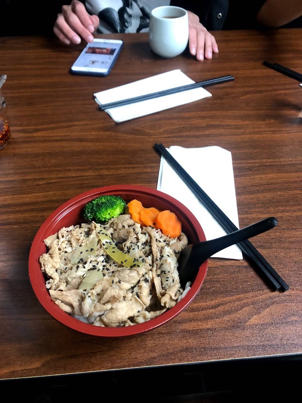 MiCool Kitchen 米酷 | restaurant | 79 Wharncliffe Rd S unit a, London, ON N6J 2J8, Canada | 5196015188 OR +1 519-601-5188