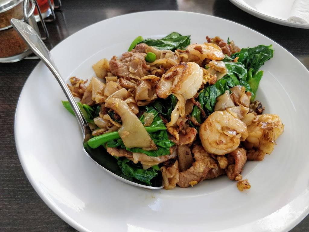 Red Chicken Restaurant | restaurant | 1001 E Las Tunas Dr, San Gabriel, CA 91776, USA | 6268720620 OR +1 626-872-0620