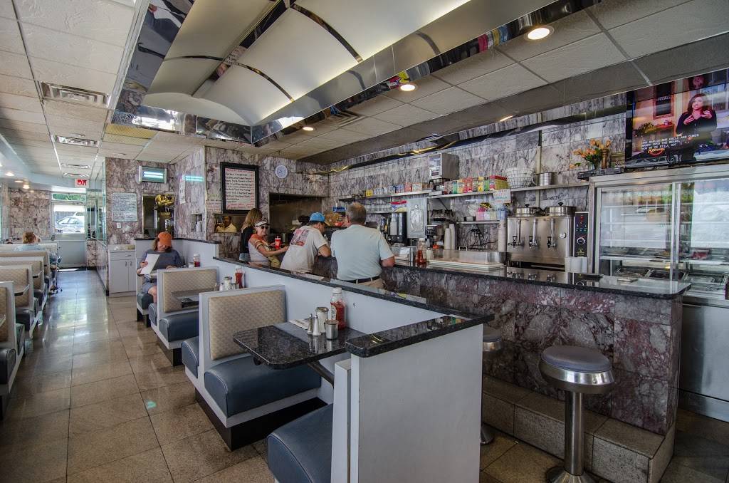 Hastings Center | restaurant | 540 Warburton Ave, Hastings-On-Hudson, NY 10706, USA | 9144783610 OR +1 914-478-3610