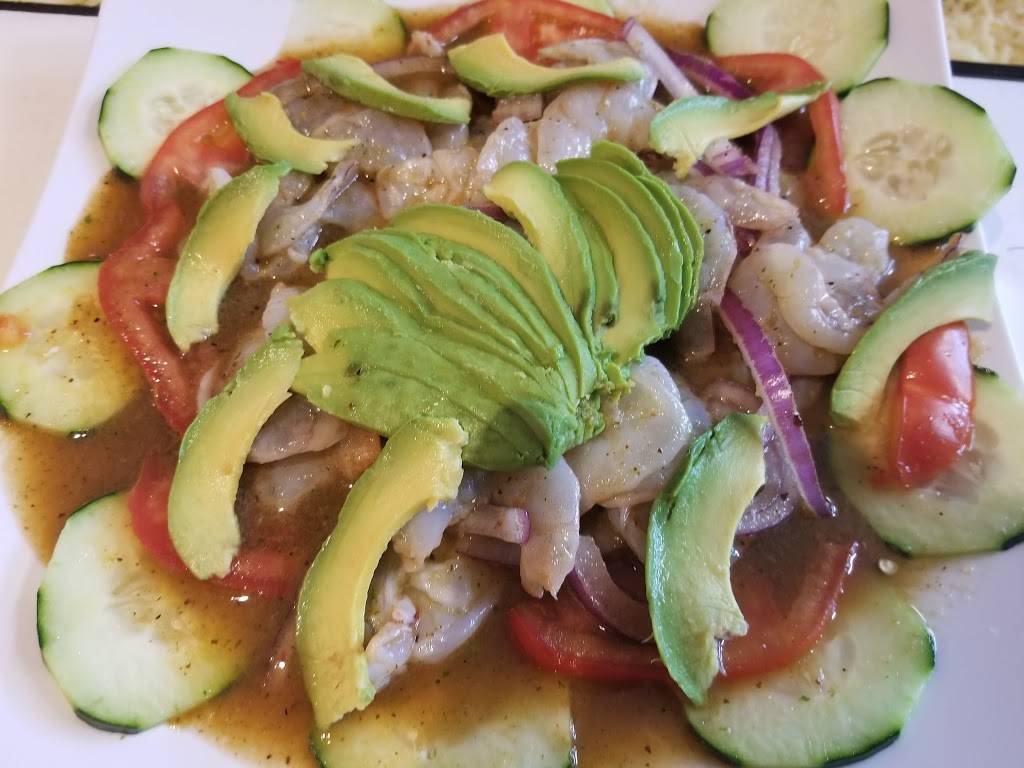 Cervantes Family Restaurant | restaurant | 165 Ramona Expy, Perris, CA 92571, USA | 9519436362 OR +1 951-943-6362