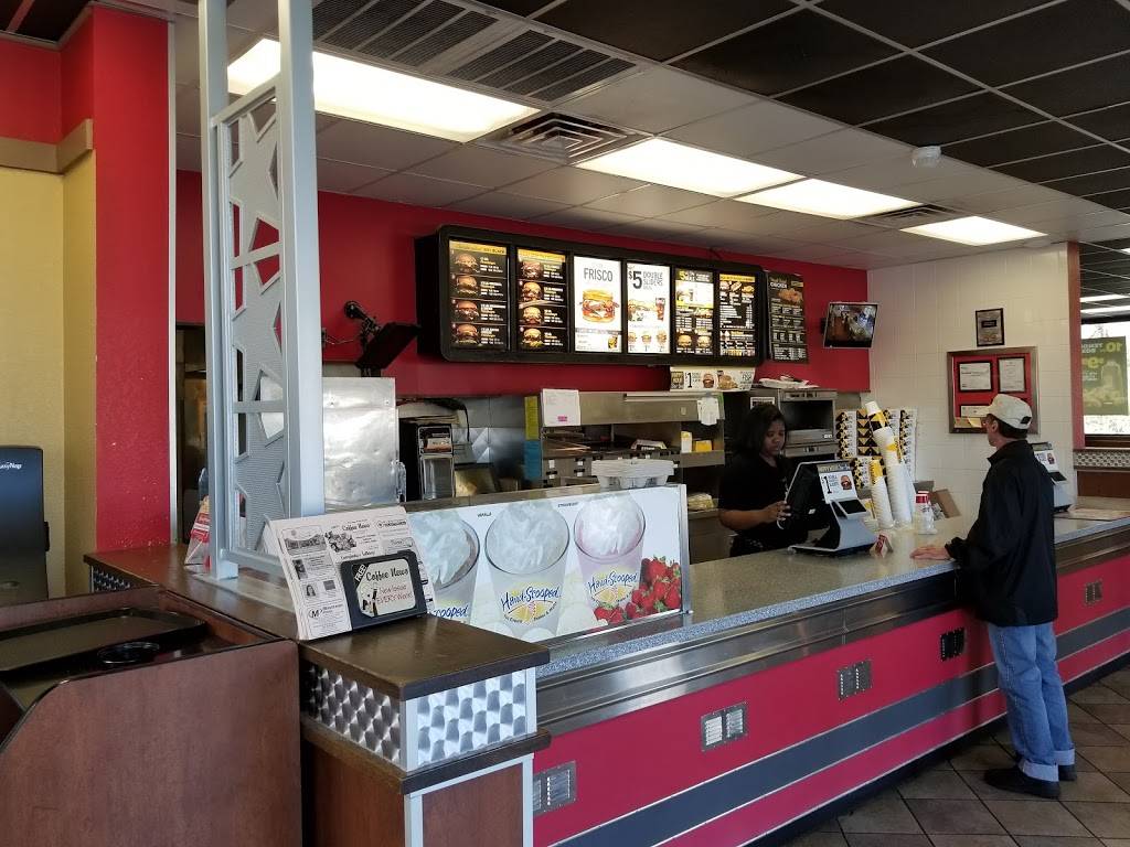 Hardees | restaurant | 538 2nd St, Williamsburg, VA 23185, USA | 7572294973 OR +1 757-229-4973