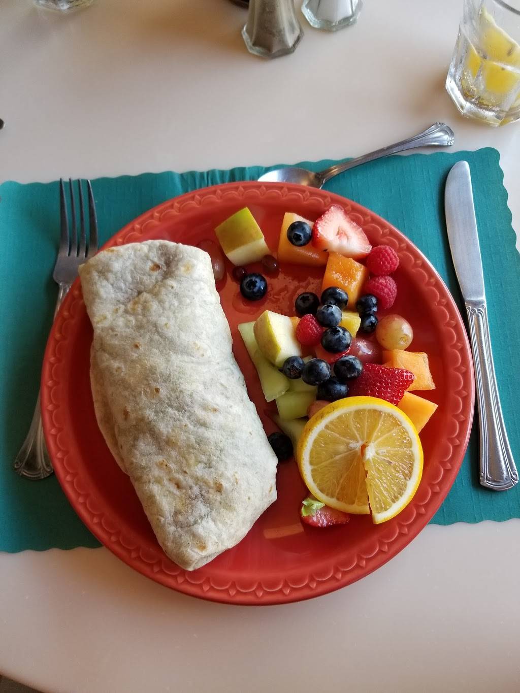 Cottage Restaurant | restaurant | 5 Lincoln St, Carmel-By-The-Sea, CA 93923, USA | 8316256260 OR +1 831-625-6260