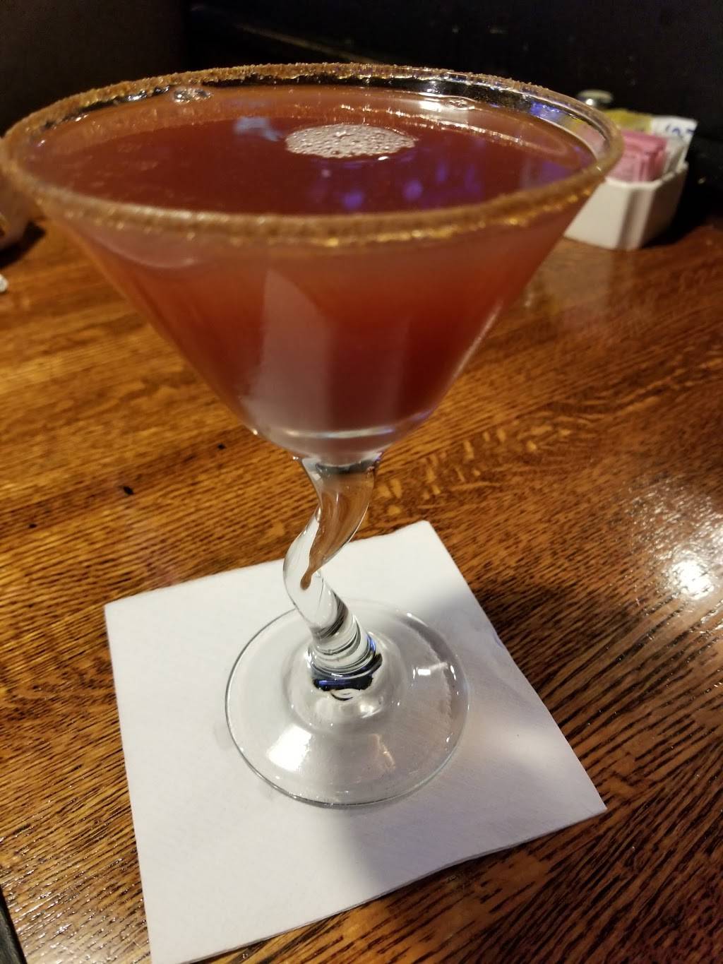 CJs Highmarks | restaurant | 1211 Irmscher Blvd, Celina, OH 45822, USA | 4195865552 OR +1 419-586-5552