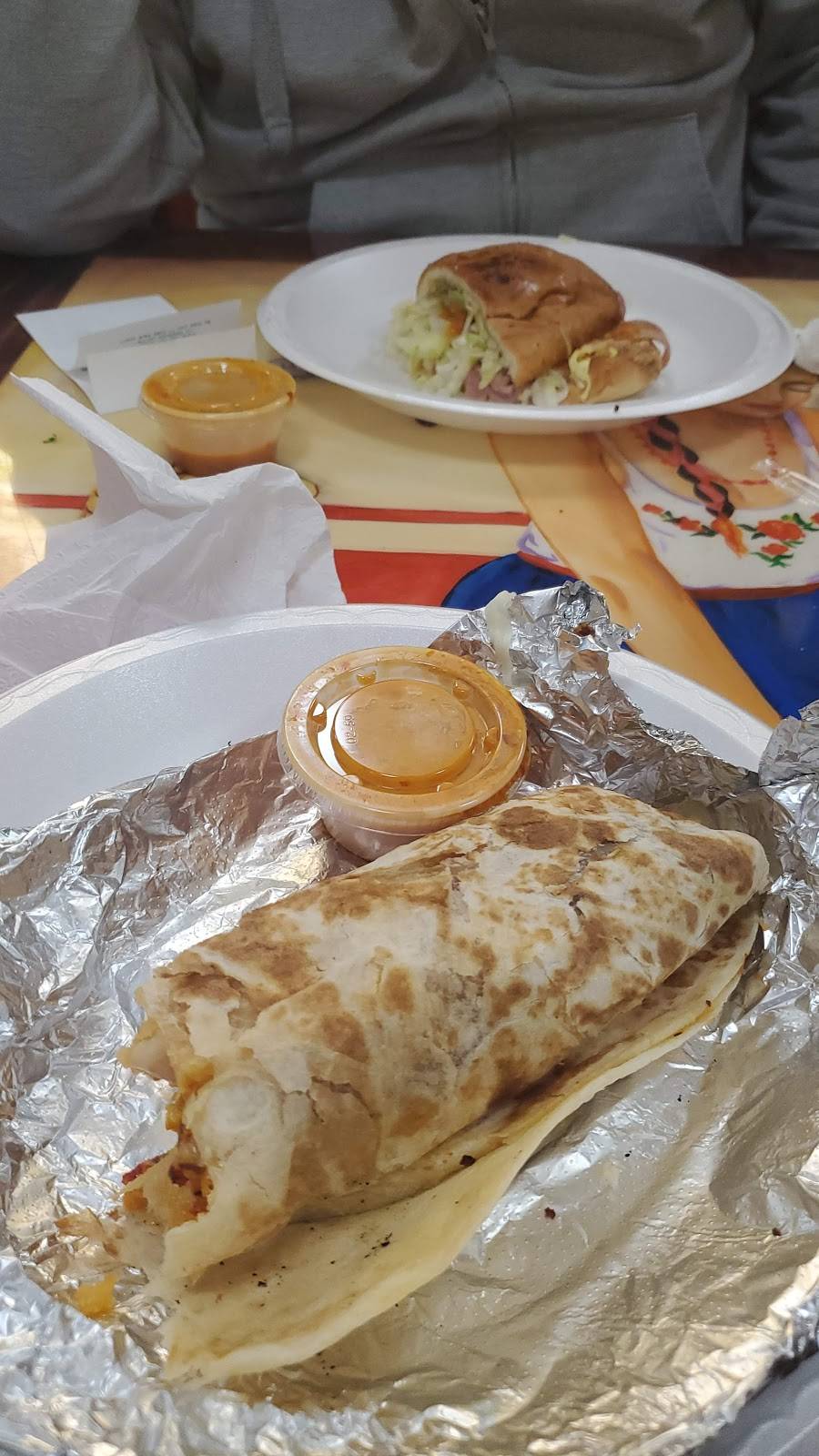 la despensa latina | restaurant | 4650 Tower Rd, Denver, CO 80249, USA | 3033718550 OR +1 303-371-8550