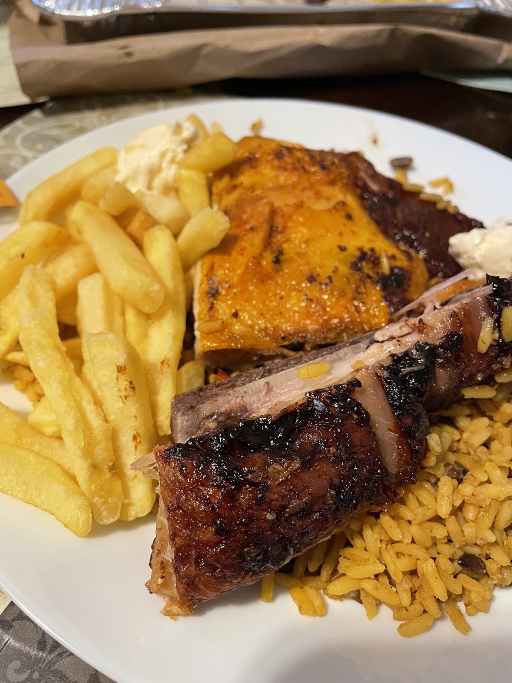 Pepe Lechónera BBQ | restaurant | 574 Broadway, Newark, NJ 07104, USA | 9735772003 OR +1 973-577-2003