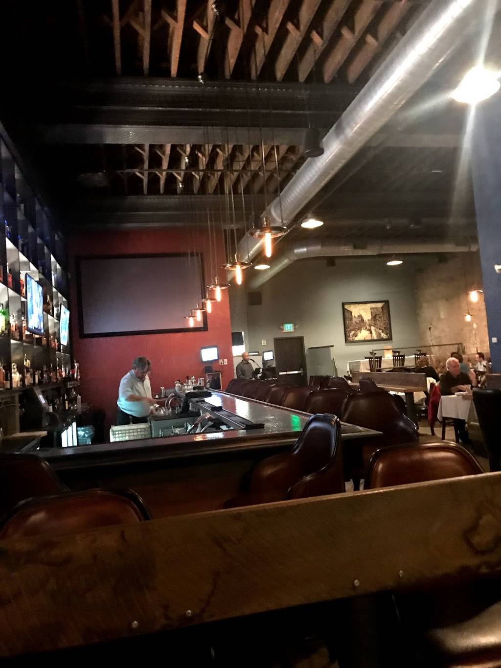 CharBlue Steak & Seafood | restaurant | 14 E Washington St, Indianapolis, IN 46204, USA | 3179867883 OR +1 317-986-7883