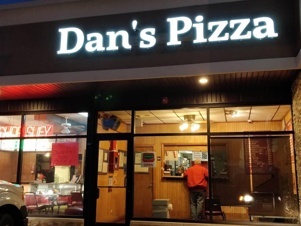 Dans Pizza | meal delivery | 2738 Maple Ave, Downers Grove, IL 60515, USA | 6309636900 OR +1 630-963-6900