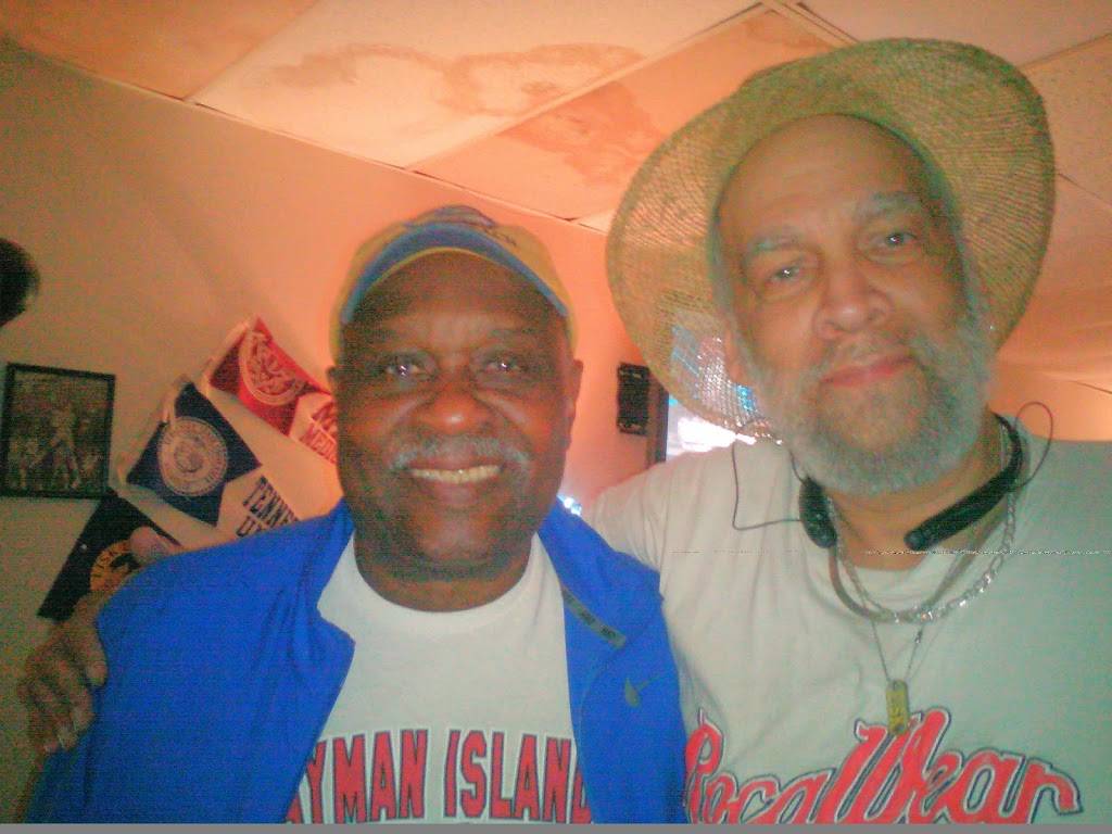 S & T Grill | restaurant | 3101 Clarksville Pike # 6, Nashville, TN 37218, USA | 6152146960 OR +1 615-214-6960