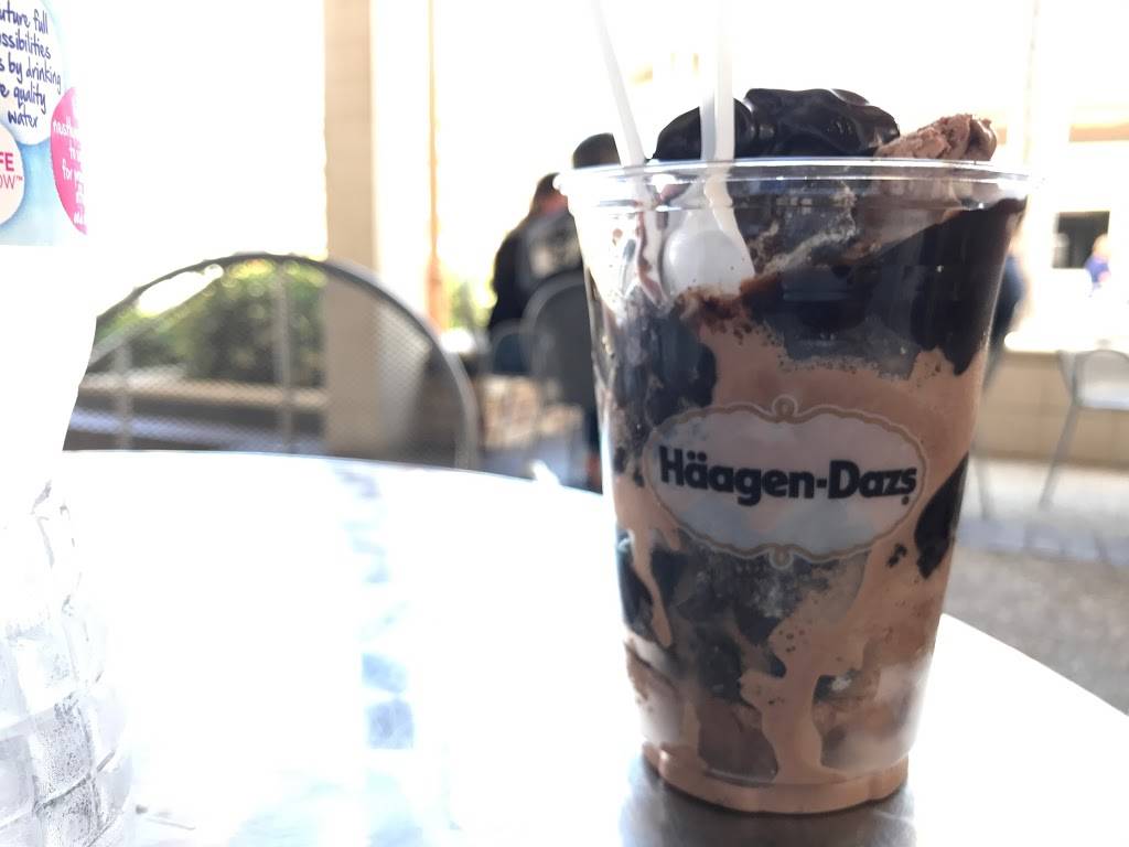 Häagen-Dazs | restaurant | 8888 SW 136th St, Miami, FL 33176, USA | 3052788808 OR +1 305-278-8808