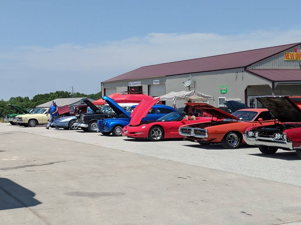 Dinkys Diner | restaurant | 3577 US-160 #8225, Reeds Spring, MO 65737, USA | 4172720289 OR +1 417-272-0289