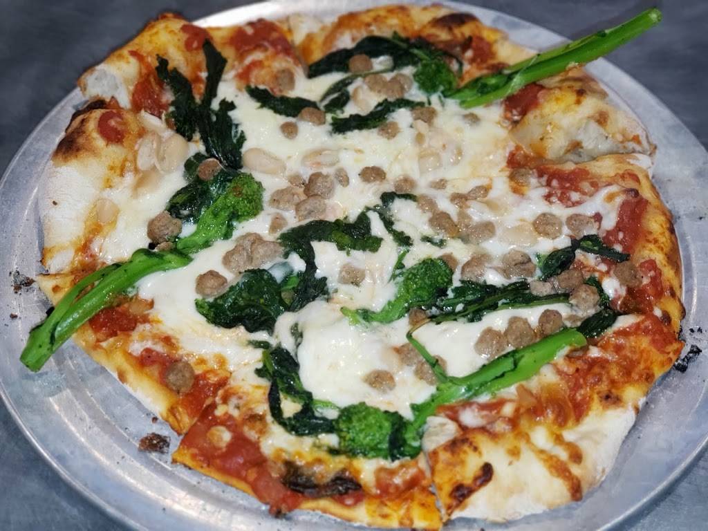 Milford Sports Pub & Grill | restaurant | 290 Old Gate Ln, Milford, CT 06460, USA | 2032522550 OR +1 203-252-2550