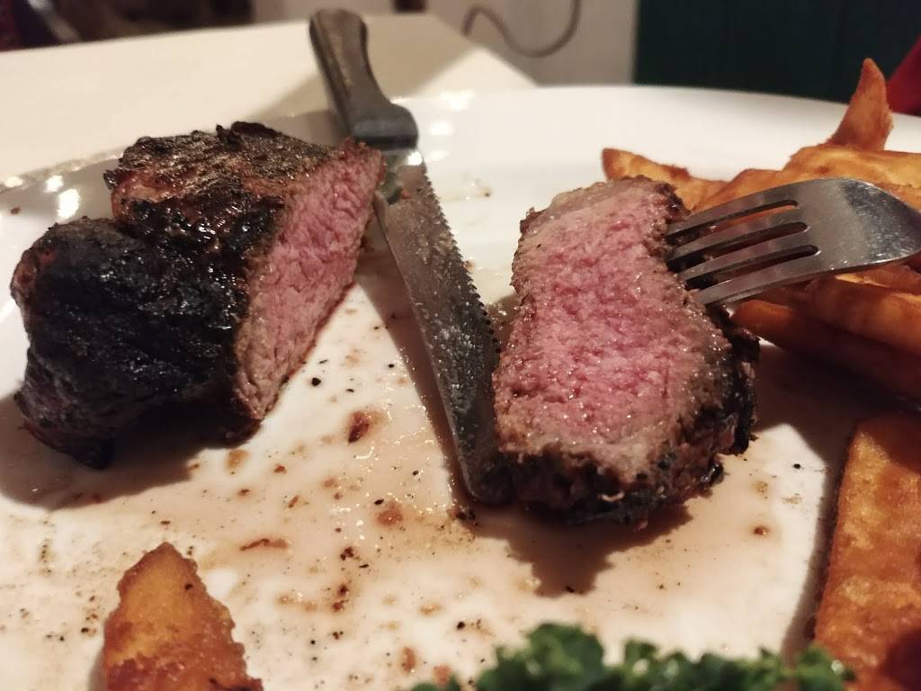 Mahles Restaurant and Lounge | restaurant | 24945 Detroit Rd, Westlake, OH 44145, USA | 4408996602 OR +1 440-899-6602