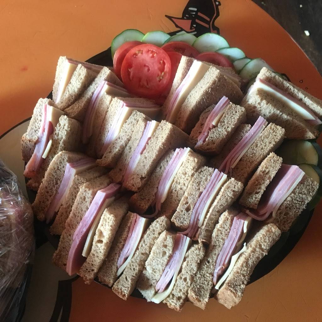 Sliders Bar and Grill | restaurant | 504 Washington Blvd, Baltimore, MD 21230, USA | 4105478891 OR +1 410-547-8891