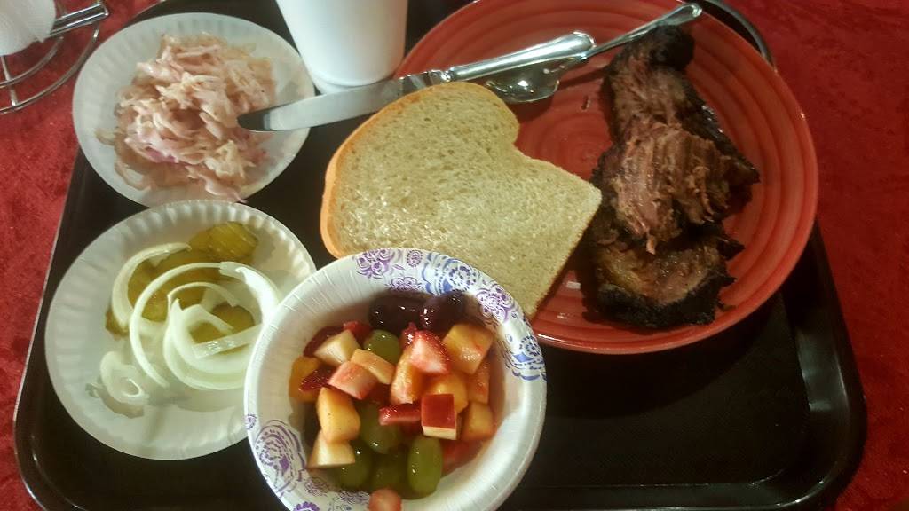 Legal Tender Saloon & Catering | restaurant | 3932 US-77, La Grange, TX 78945, USA | 8008164042 OR +1 800-816-4042