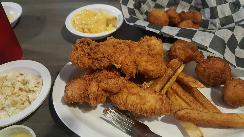 Bells Catfish and Soul Food | restaurant | 2846 Airways Blvd, Memphis, TN 38132, USA | 9013451485 OR +1 901-345-1485