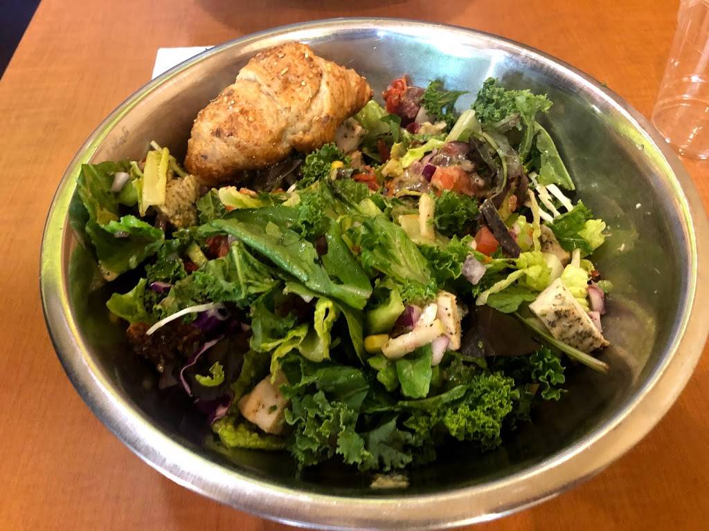 Salata | restaurant | 3000 Blackburn St, Dallas, TX 75204, USA | 2145998507 OR +1 214-599-8507